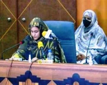 الوزيرة بنت هارون تؤكد من دكار على أولوية تعزيز دور المرأة